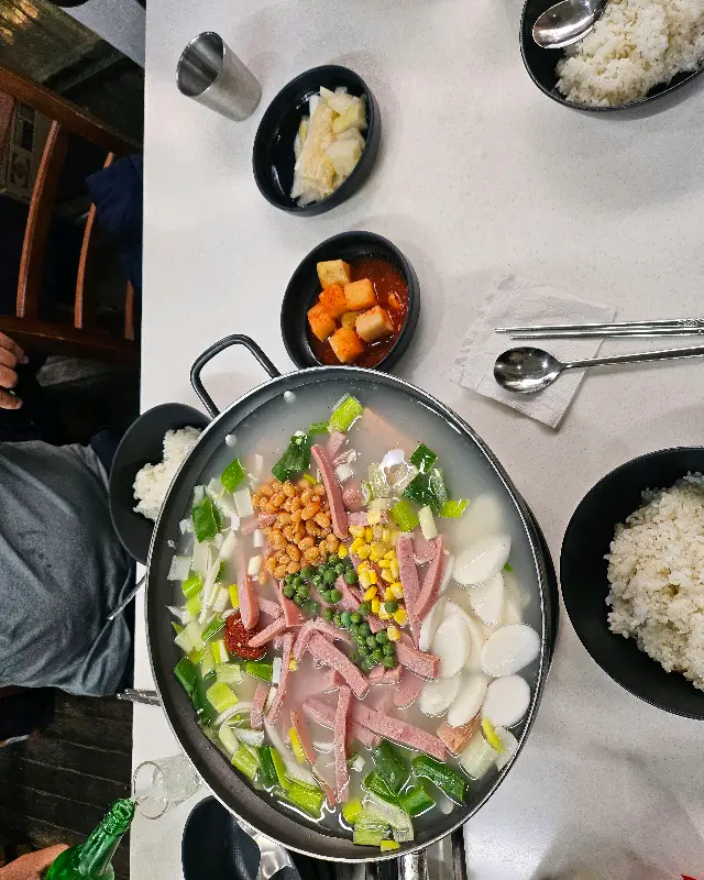 모박사 부대찌개 한상차림