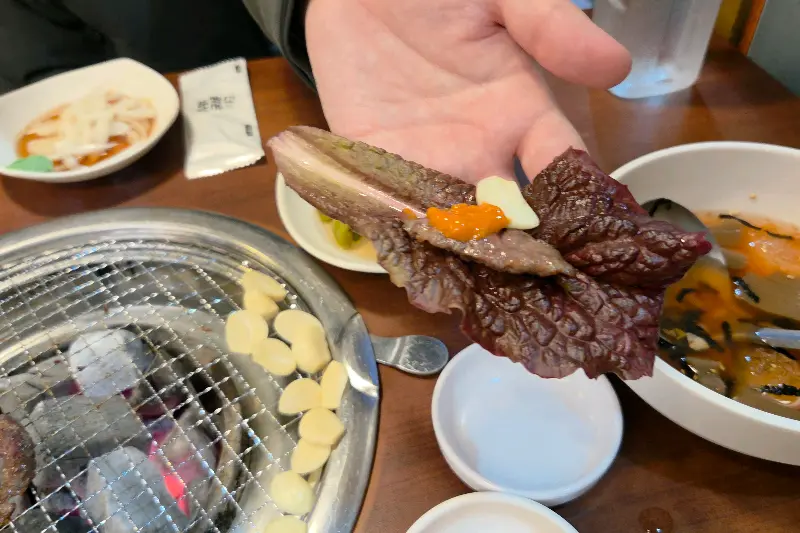 맛있게 구워진 소갈비살