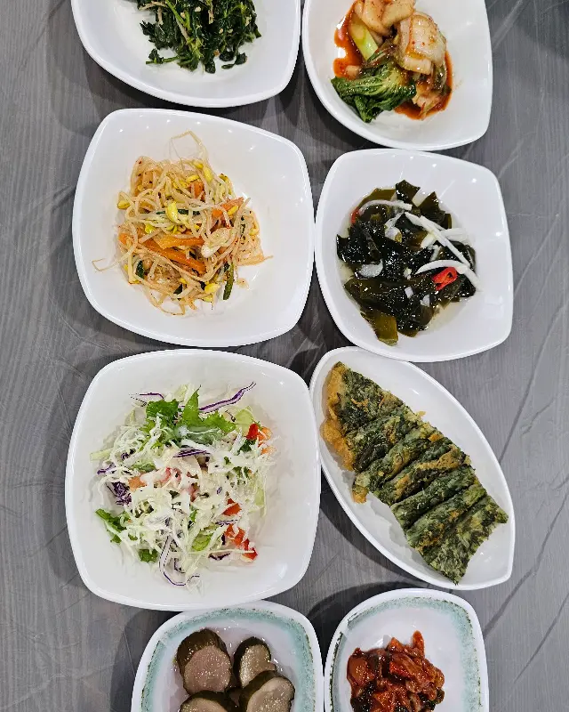 다채로운 밑반찬