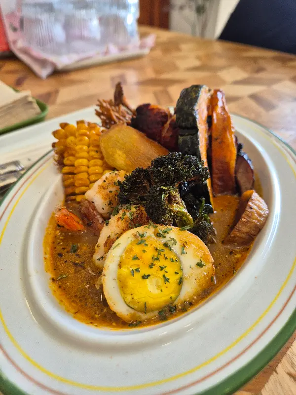 위켄드 스프카레의 먹음직스러운 비주얼