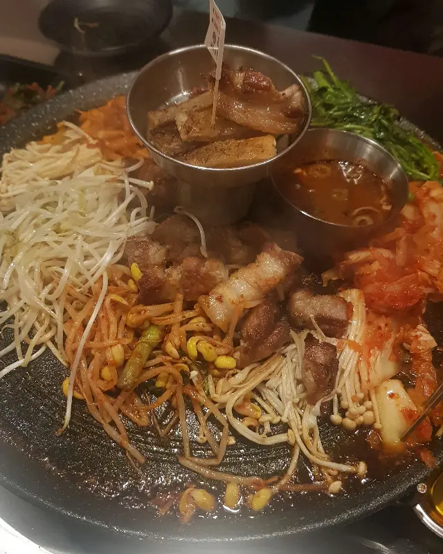 깔끔한 내부 인테리어