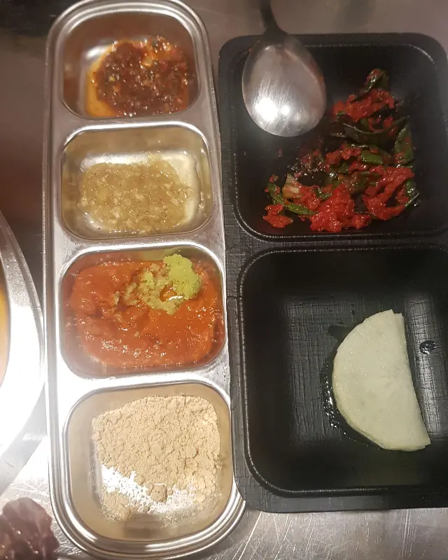 맛있게 볶아진 볶음밥