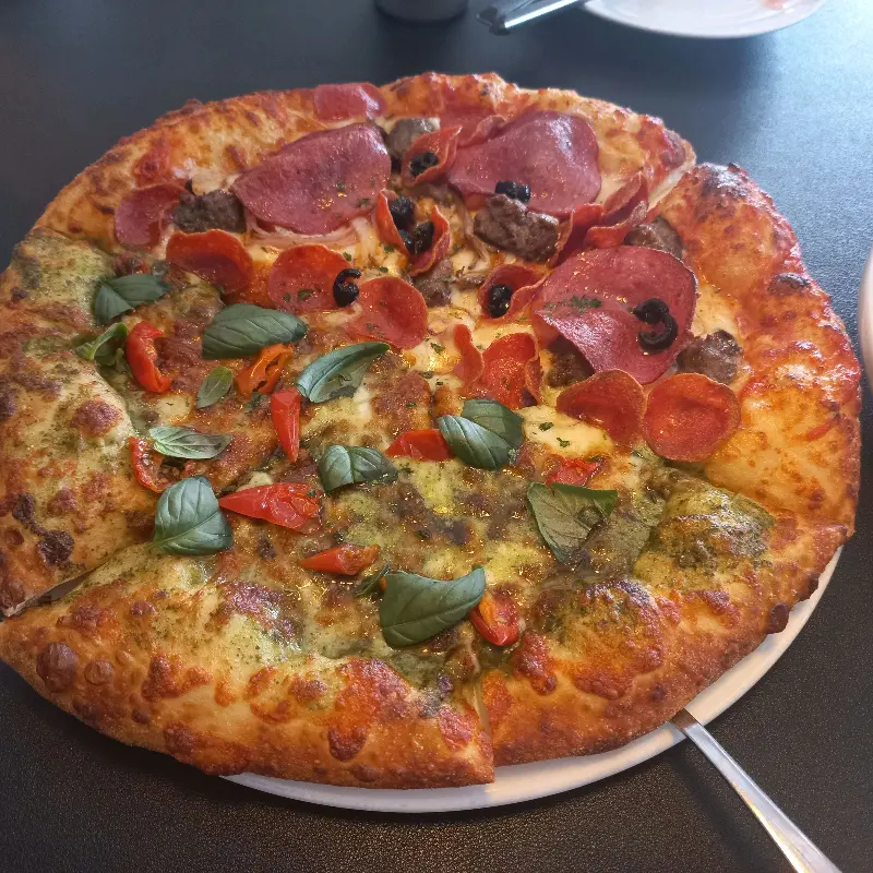 반반 피자의 클로즈업