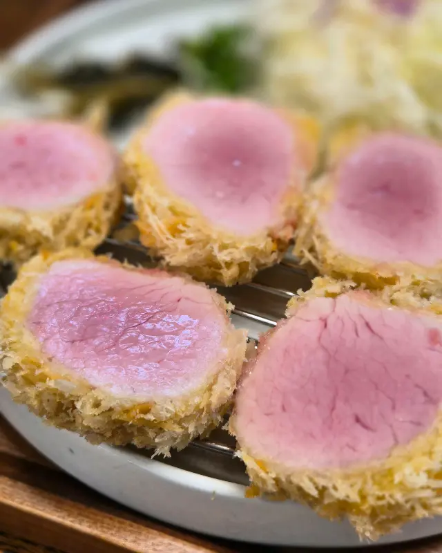 환상적인 비주얼의 안심카츠 단면