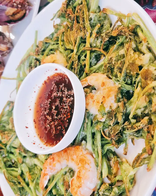 미나리 육회 디테일