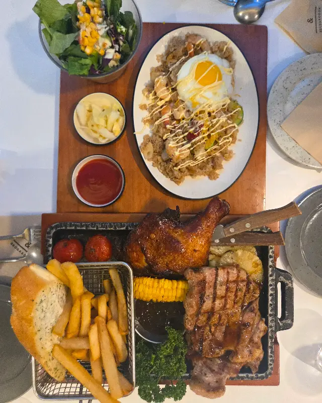 푸짐한 한상 차림