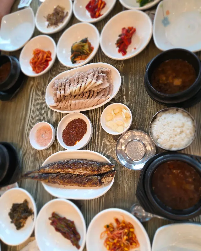 정갈한 쌈밥 정식