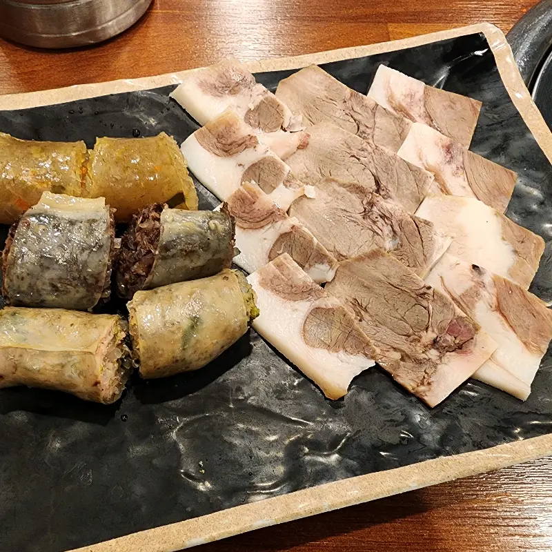 수육과 순대