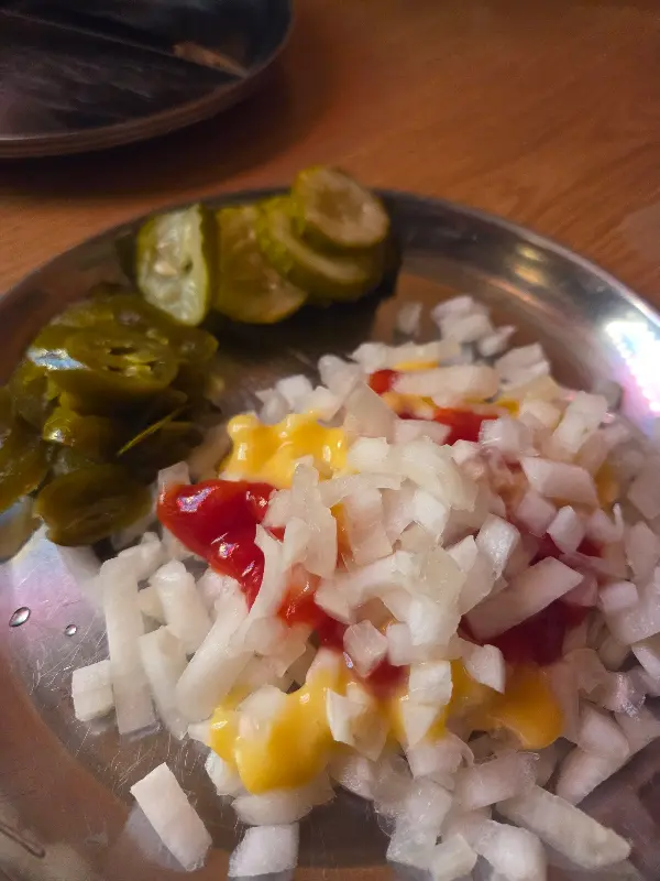 신선한 양파와 할라피뇨