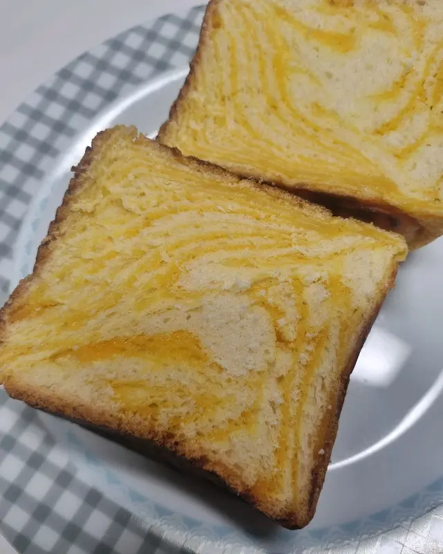 먹음직스러운 빵 단면