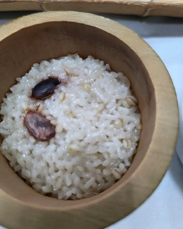 찰기 넘치는 대통밥