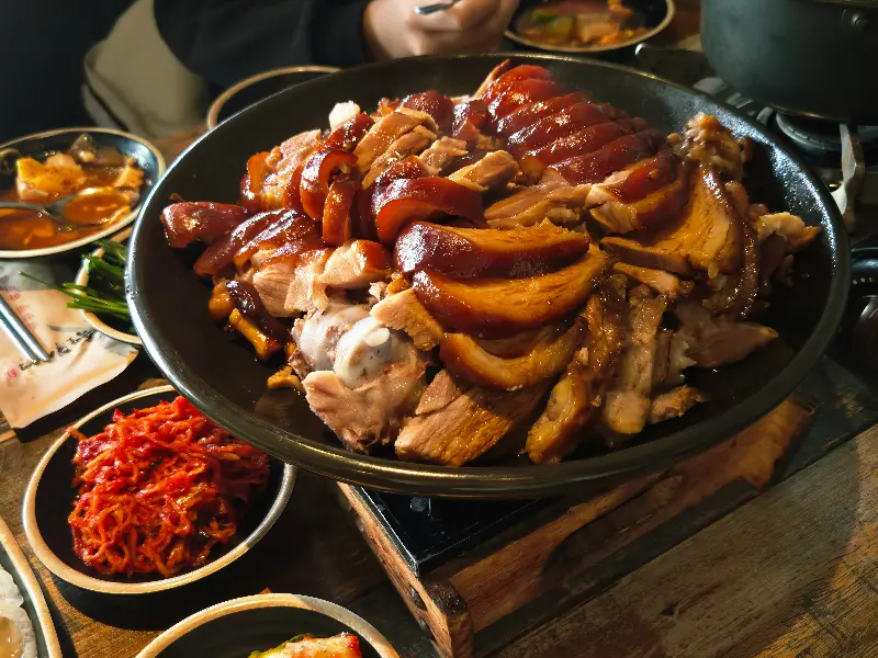 맛있는 족발 한 상