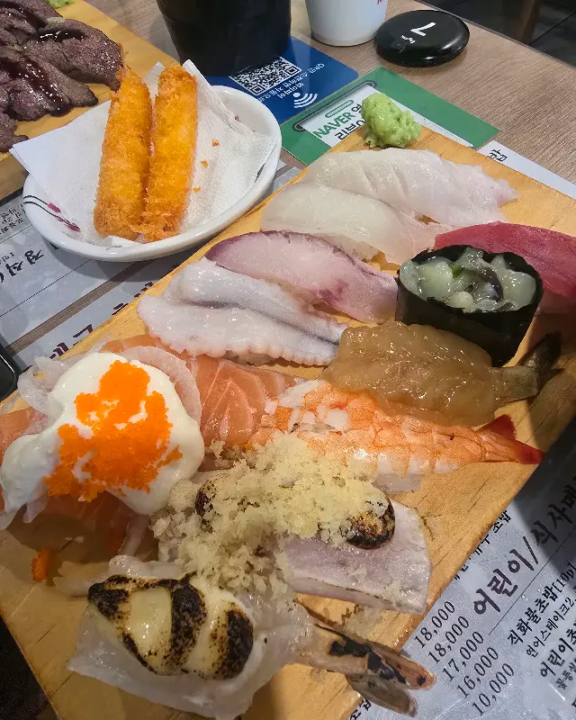 다채로운 구성의 특선 초밥