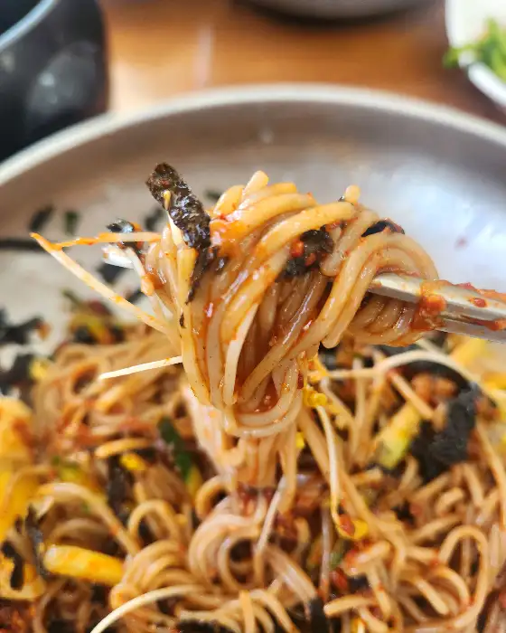 비빔막국수 클로즈업