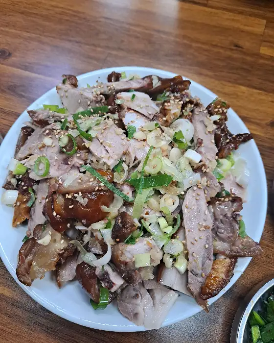 김가네 매운족발돼지국밥의 족발 무침