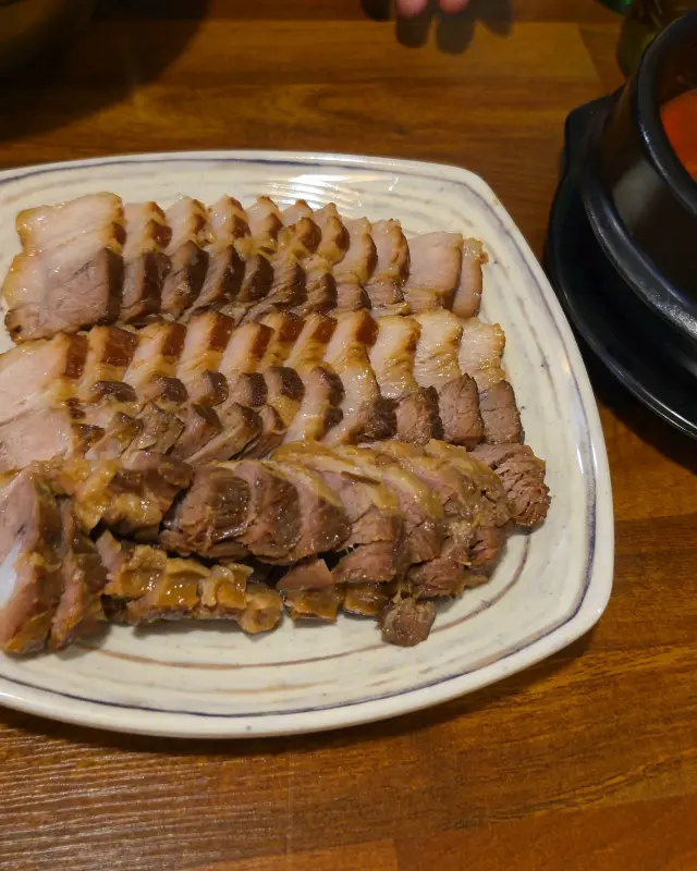 야들야들한 보쌈 한 점