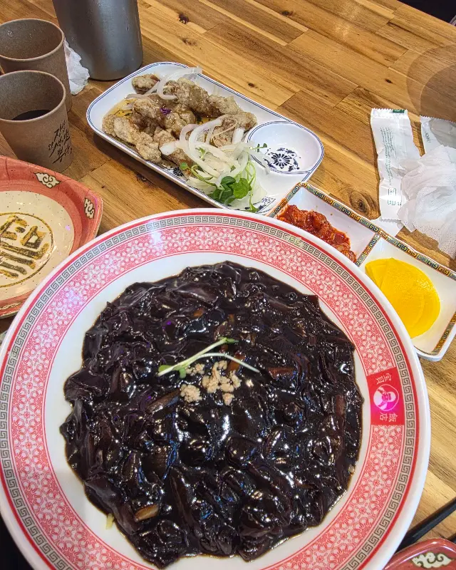 짜장면과 탕수육