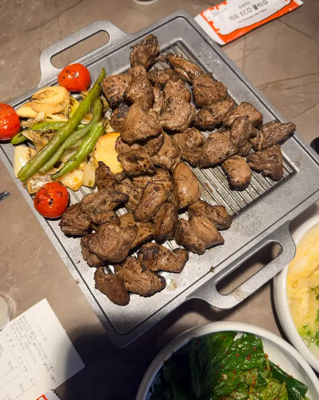 육즙 가득한 안창살 구이