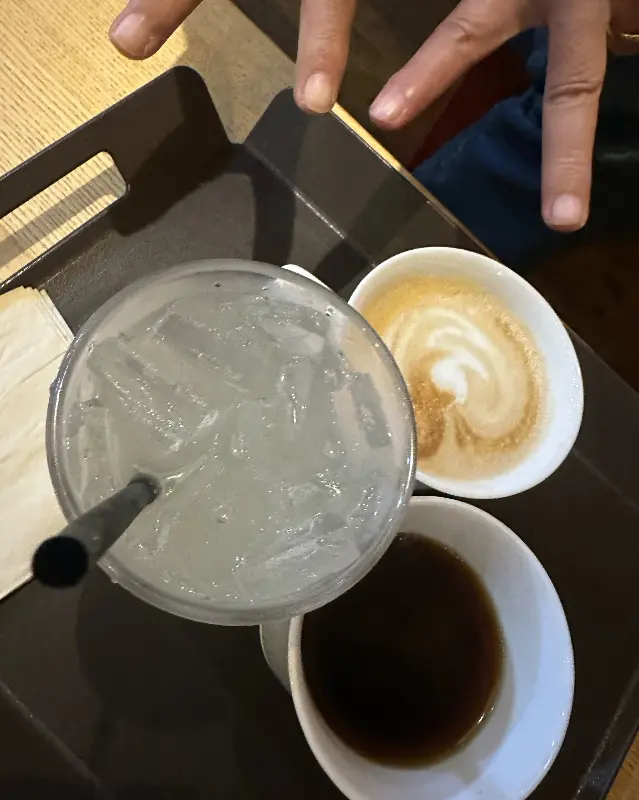 아이스 아메리카노, 라떼, 시럽