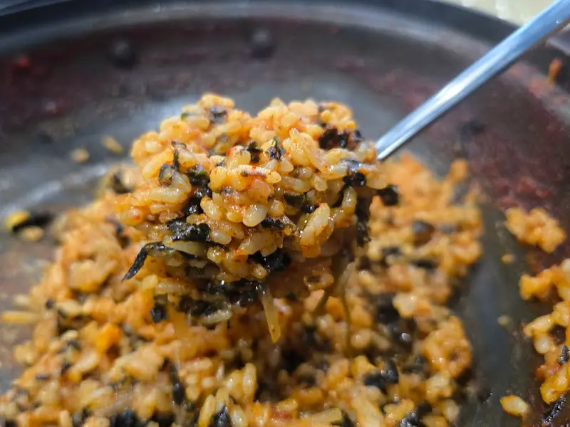 볶음밥 한 숟갈