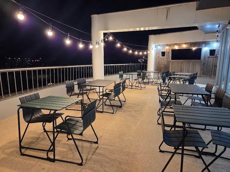 3층 테라스 좌석