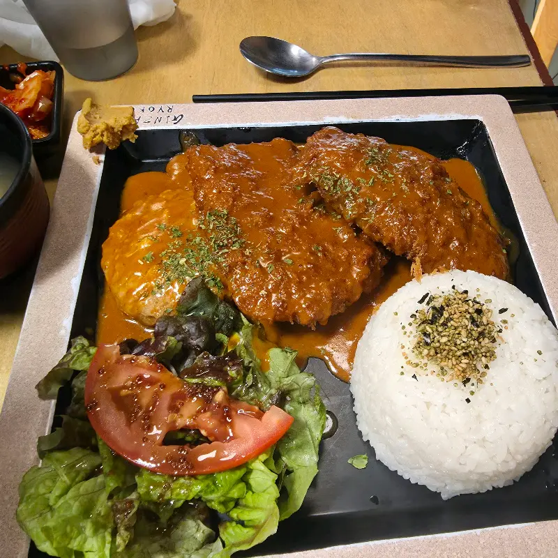 데미그라스 돈까스