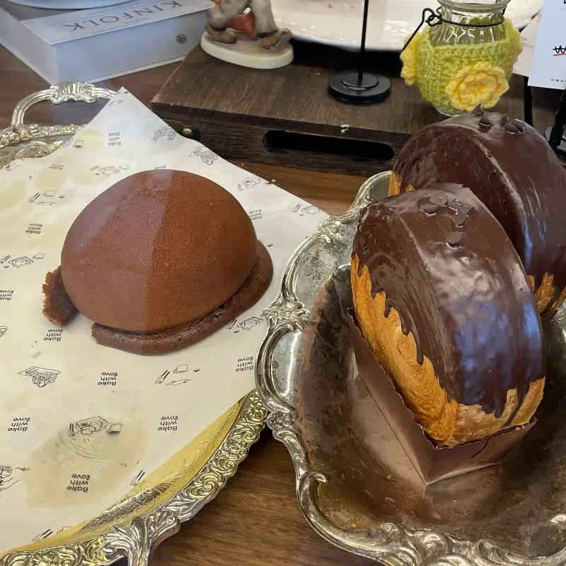 따뜻한 분위기의 조명