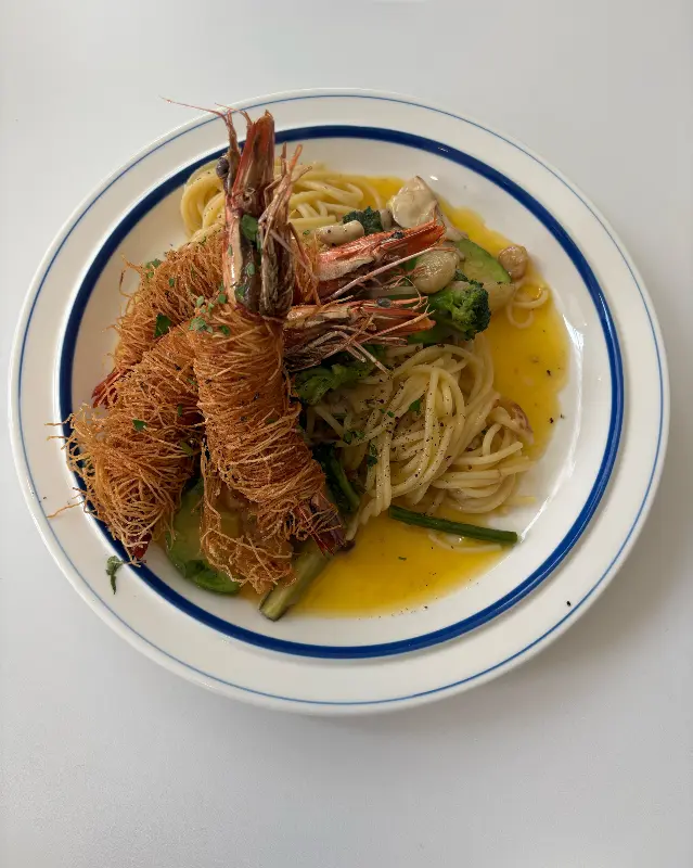 카다이프 새우 알리오올리오 근접샷