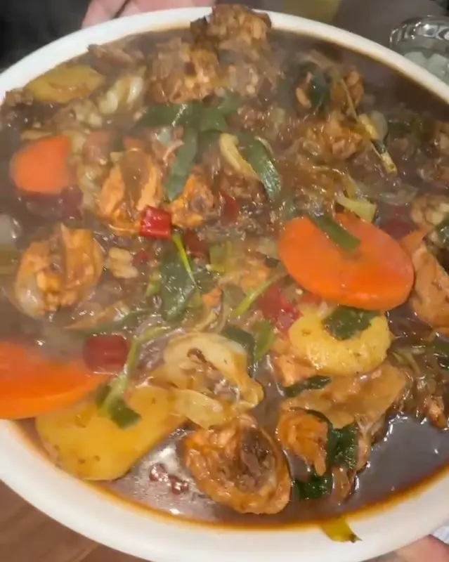 푸짐한 찜닭 한 상