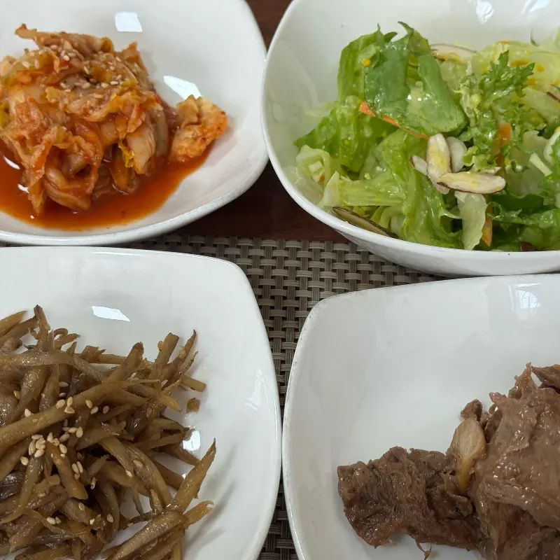 다채로운 밑반찬