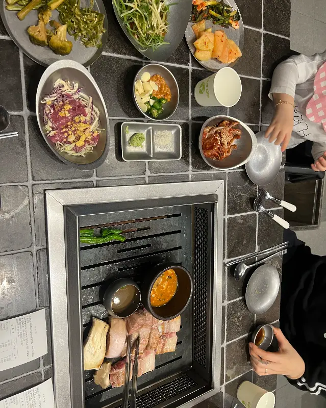 궤네깃도 중문흑돼지 밑반찬