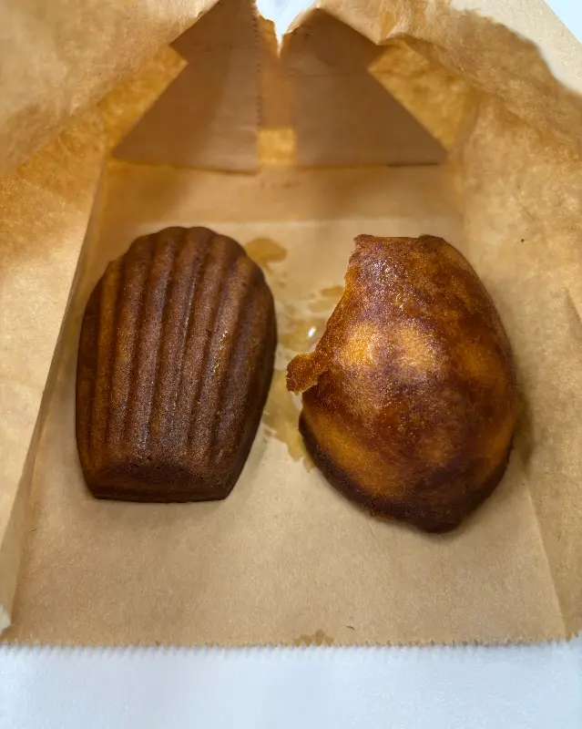 디저트 포장 모습