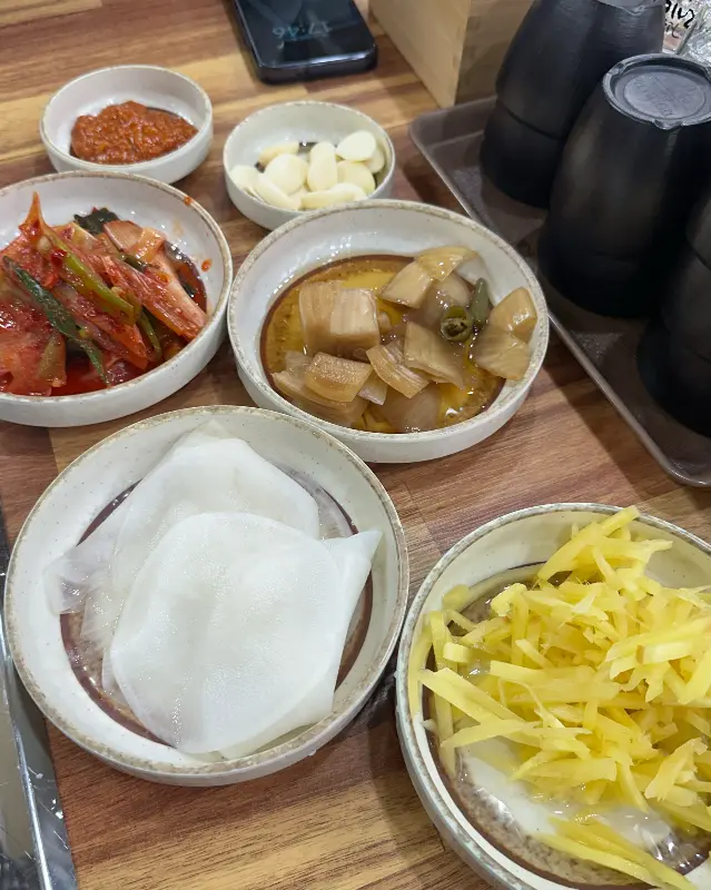 다채로운 밑반찬