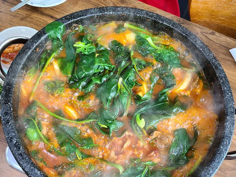 77돌곱창 곱창전골