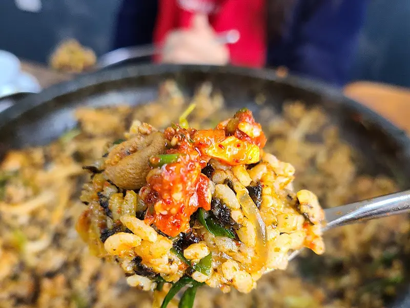 77돌곱창 볶음밥