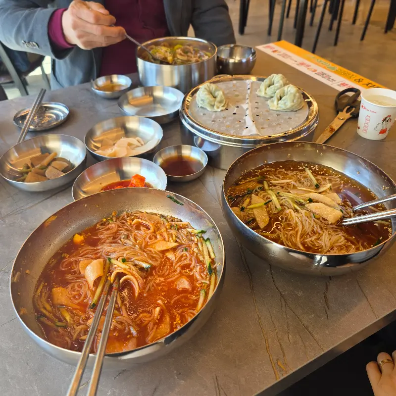 푸짐한 한 상 차림