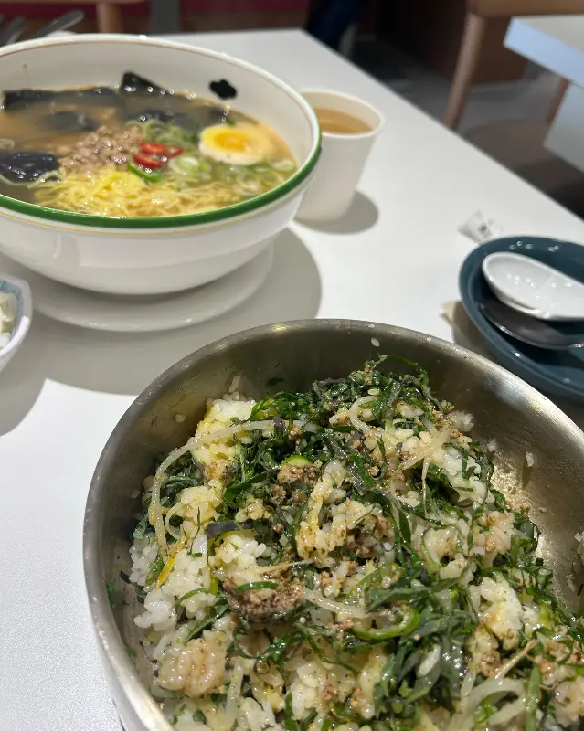 들기름 향이 솔솔 풍기는 직화불고기 골동면