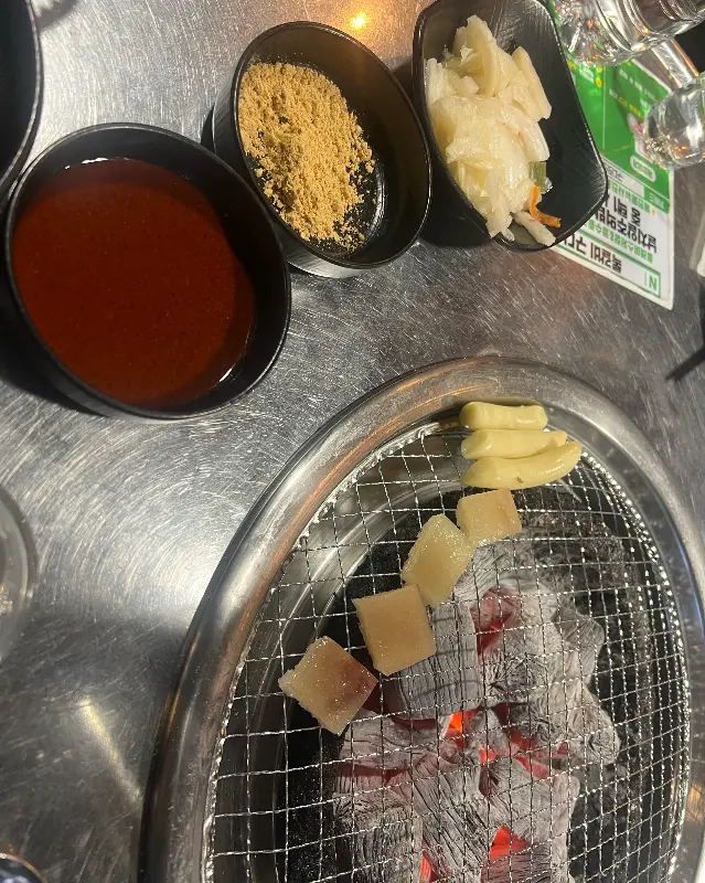 록갈비의 다양한 곁들임 메뉴