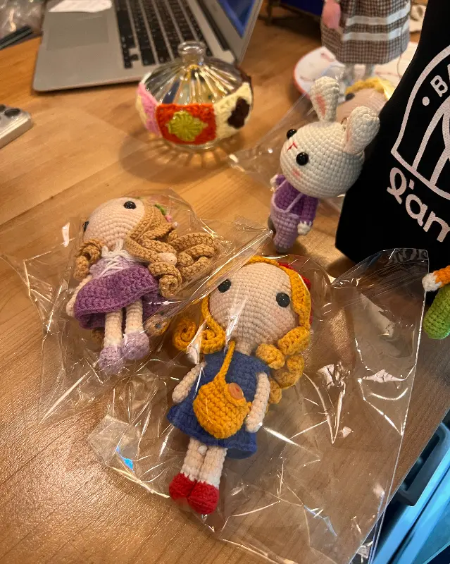 아기자기한 뜨개 인형 소품들