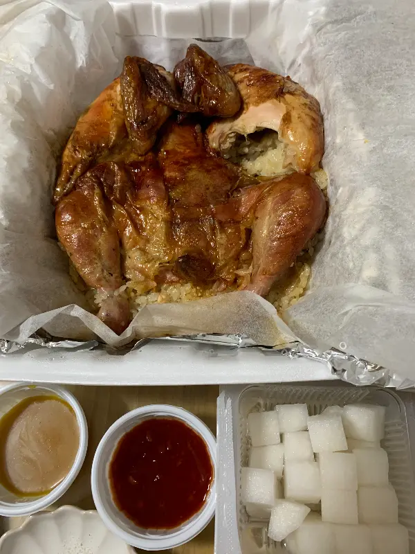 노릇노릇 잘 구워진 통닭