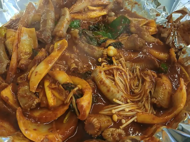 푸짐한 양념꼼장어 한 상