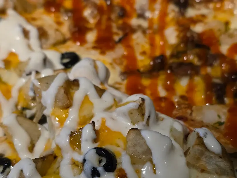 하프앤하프 피자의 환상적인 비주얼