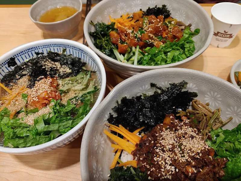 다양한 종류의 비빔밥