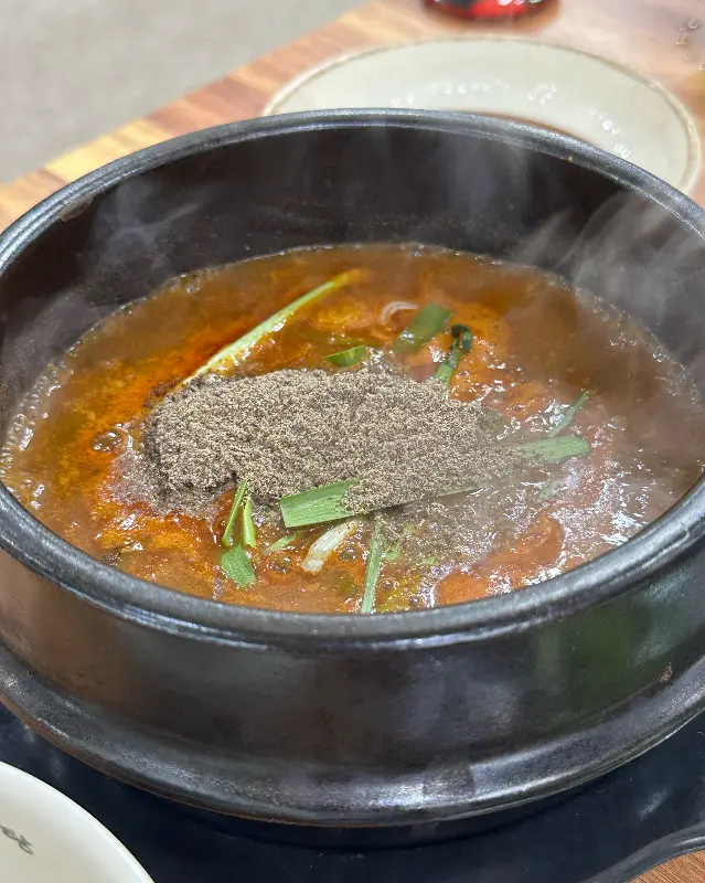얼큰하고 시원한 장어탕