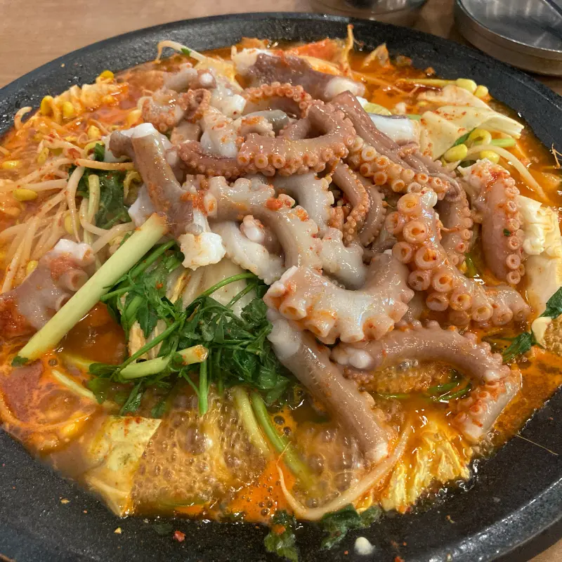 김명자 낙지마당 본점 산낙지전골