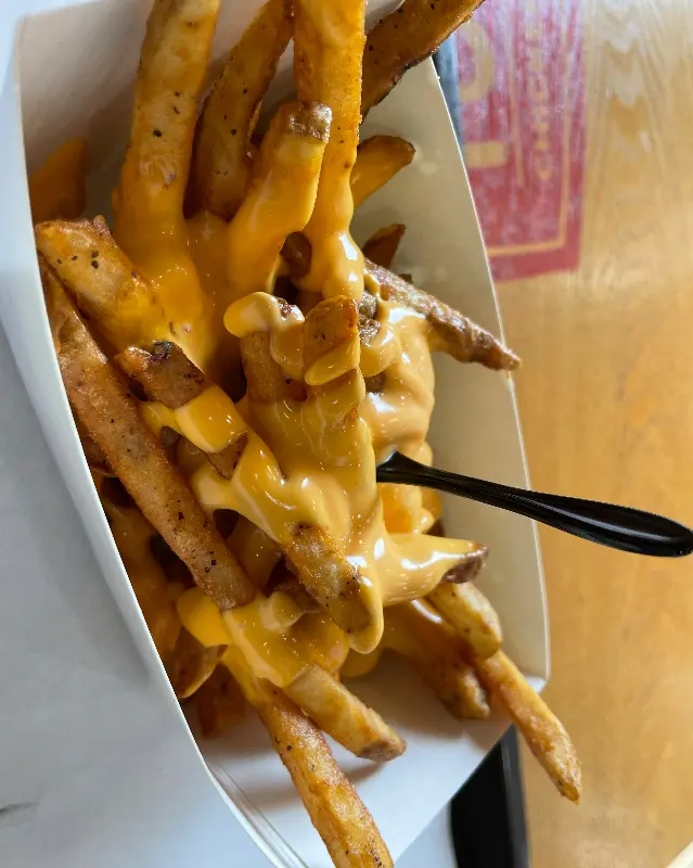 맘스터치 치즈 감자튀김