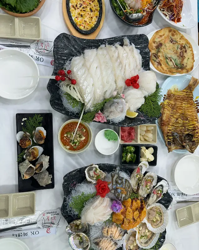 푸짐한 활어회 한 상