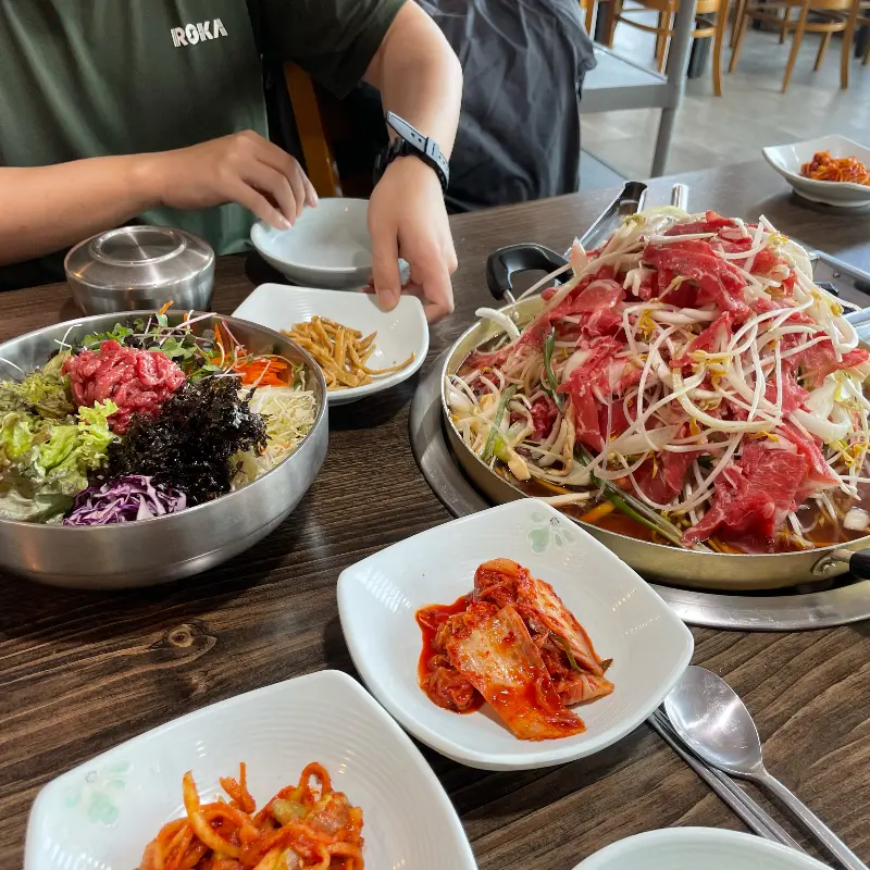 푸짐한 한 상 차림