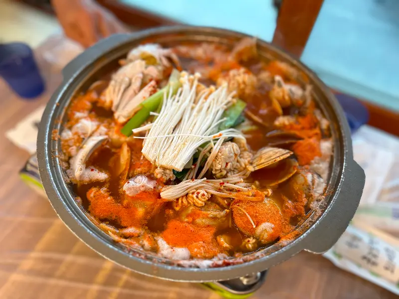 해물탕 푸짐한 양