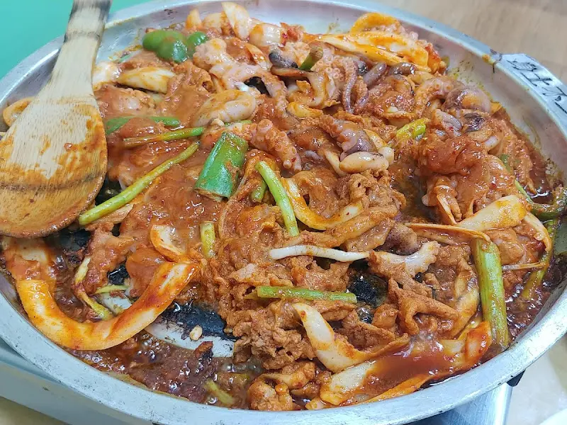 쭈꾸미와 제육의 조합